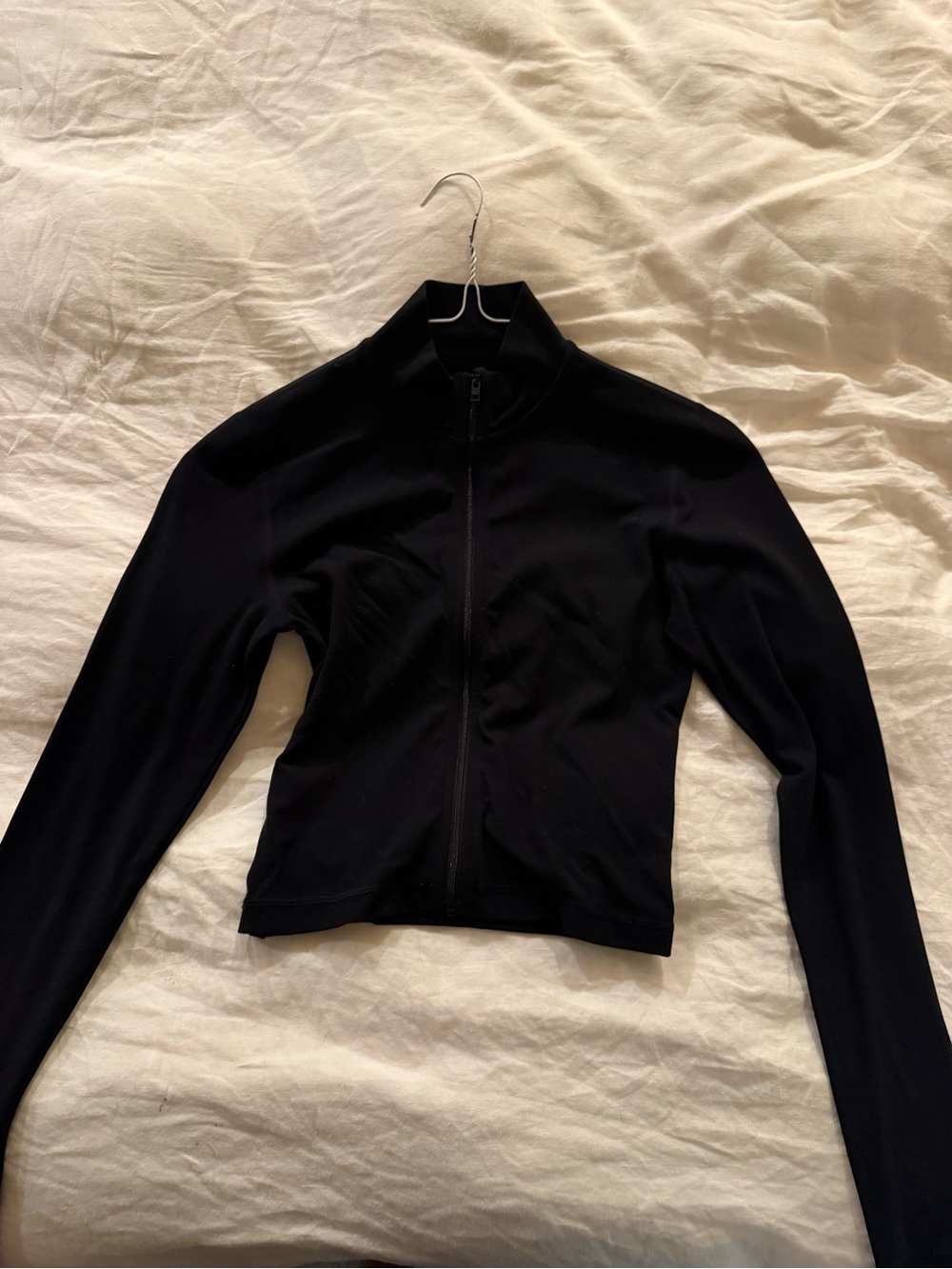 Aritzia TnAction Black Zip Jacket